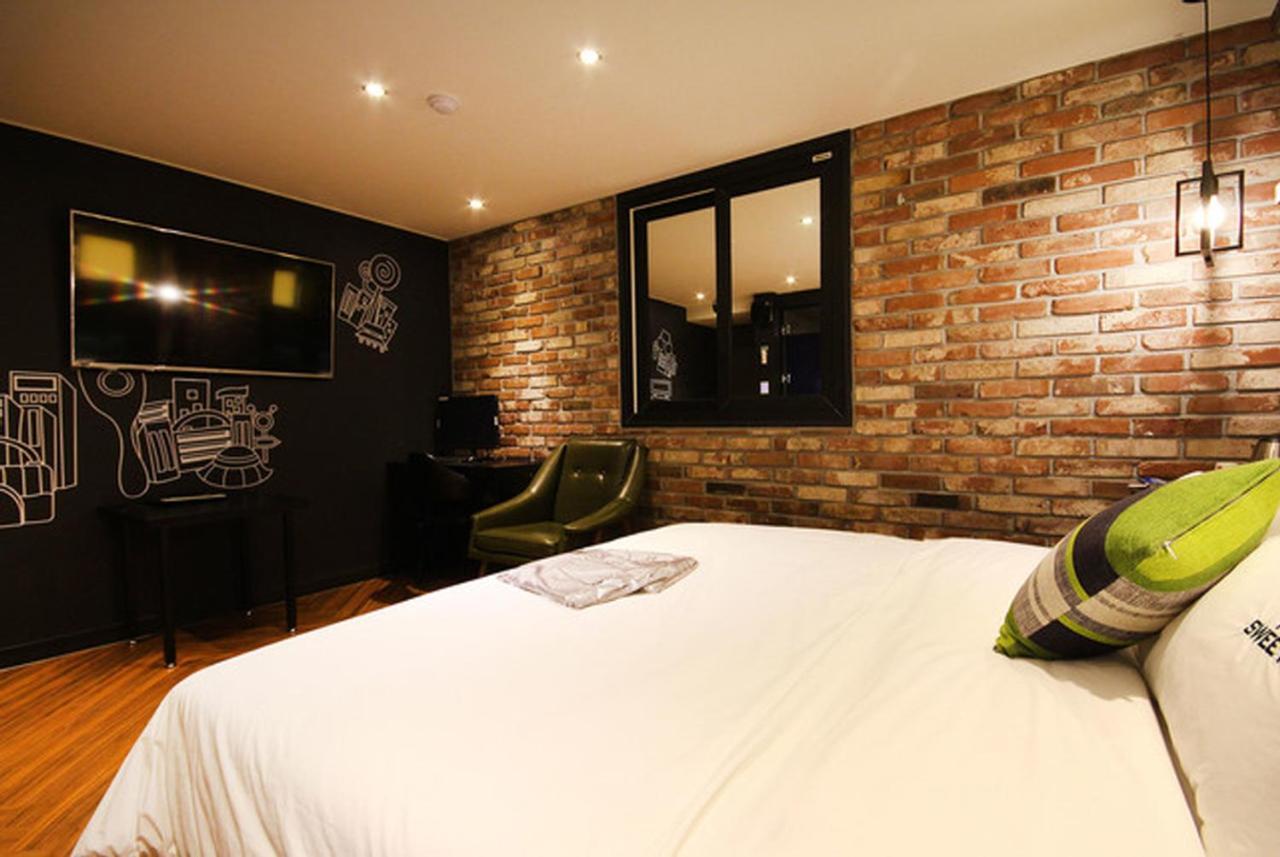 Hotel Bellus ปูซาน ภายนอก รูปภาพ