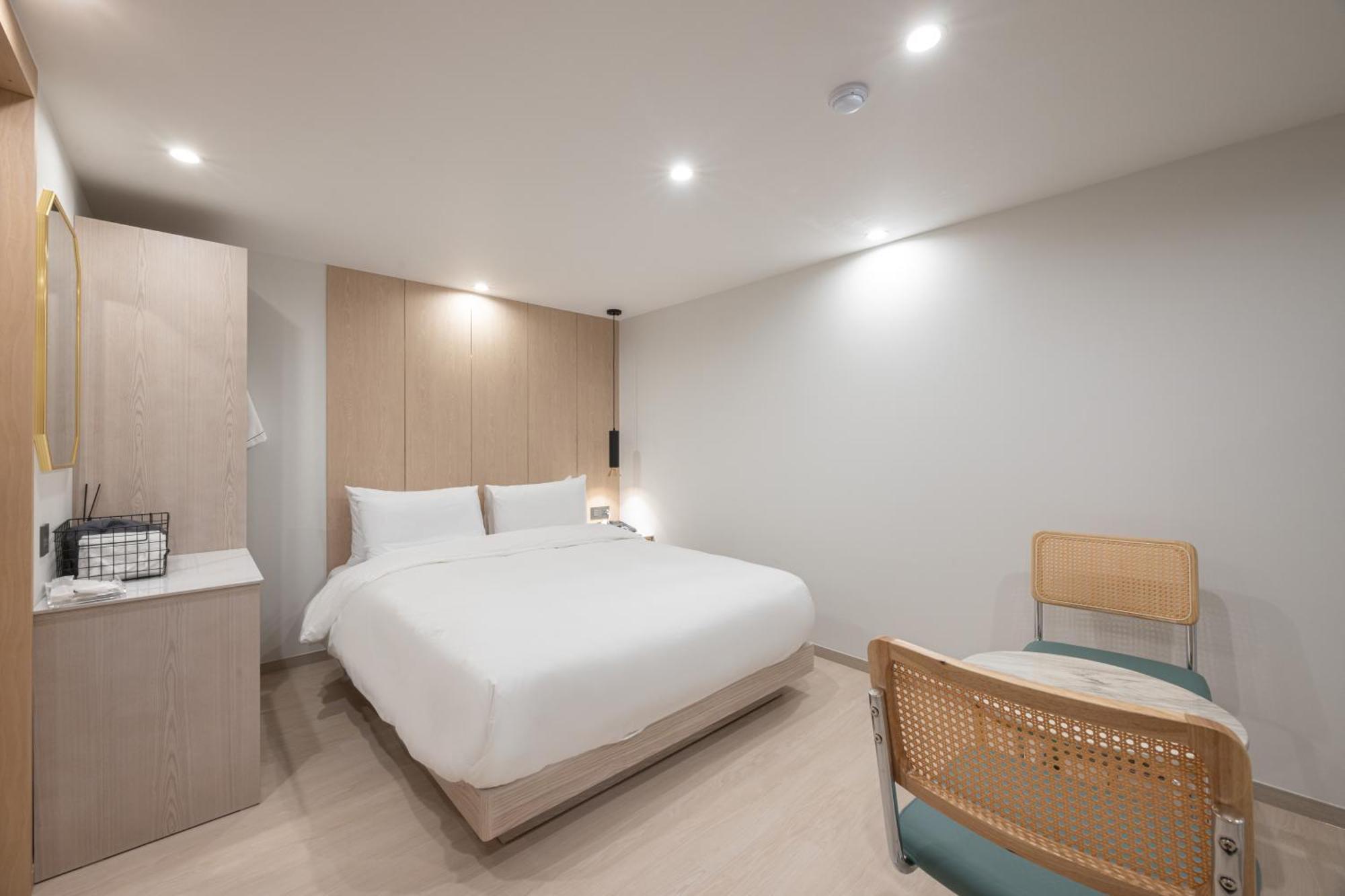 Hotel Bellus ปูซาน ภายนอก รูปภาพ